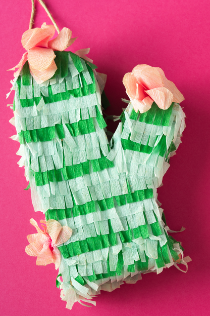 TALLER DE PIÑATAS